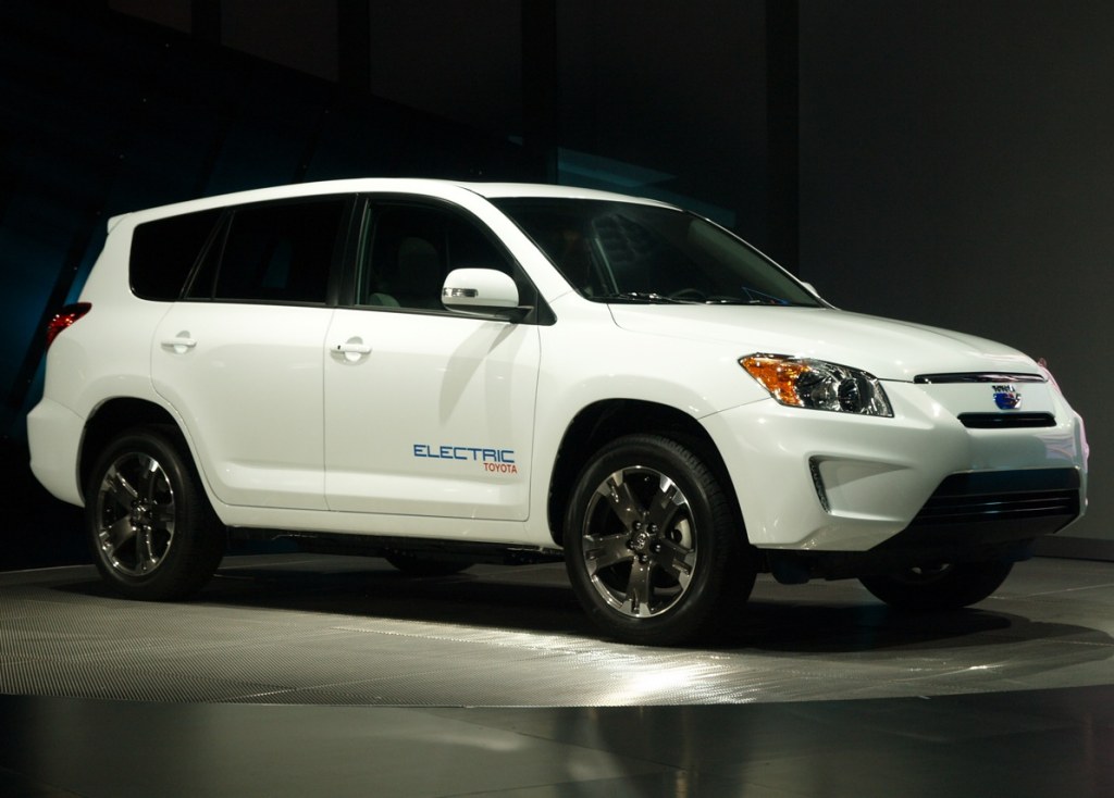 2011 Toyota Rav4 EV With Previews and pictures