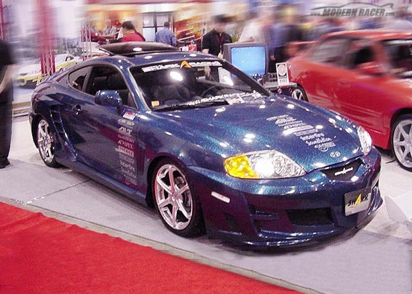 SEMA 2002 - Hyundai Tiburon GT Shark Racing
